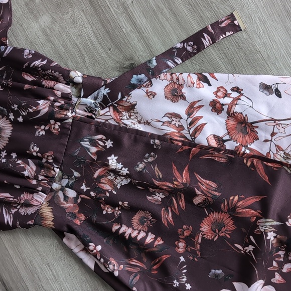 Ted Baker Floral Midi Dress in Burgundy and White - Picture 5 of 6